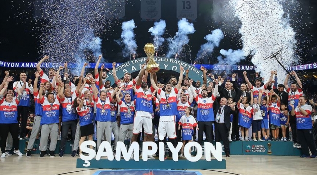 ANADOLU EFES ŞAMPİYON!!!!!