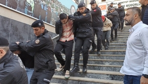 Tacikistanlı çete Fatih'te çatıştı: 1 ölü, 2 yaralı