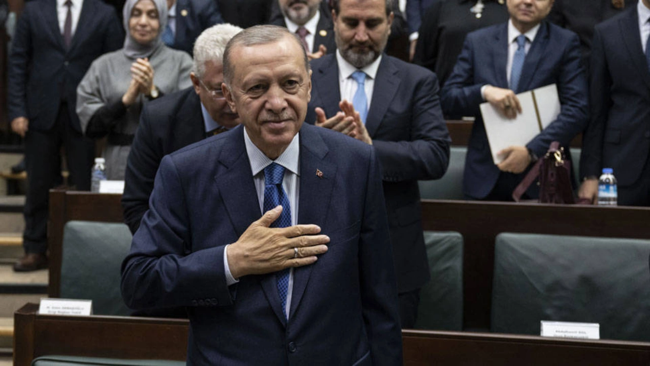 Kulis: Erdoğan'ın kongreyi olağandan olağanüstüne çevirme nedeni belli oldu