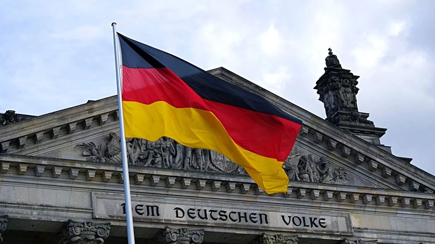 Turist vizesiyle Almanya'ya gidenler, iş bulursa kalabilecek