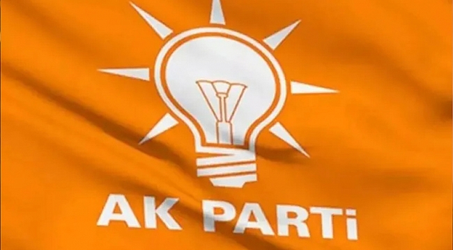 AKP'de 3 ilçe başkanı istifa etti